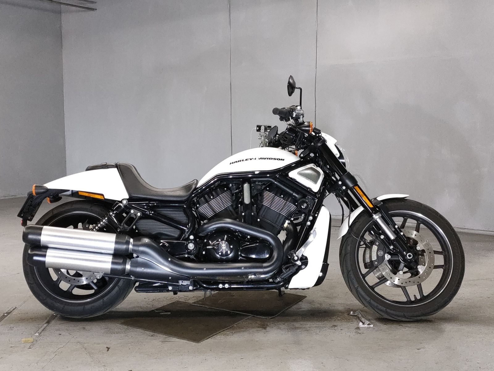 Harley Davidson VRSCDX