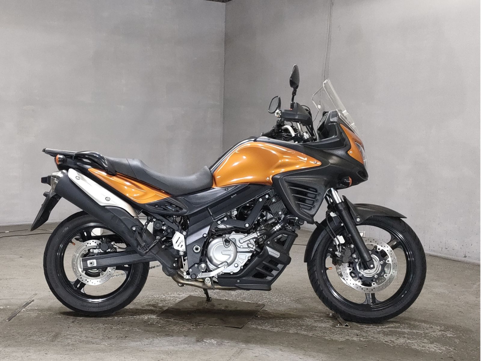 Suzuki v Strom 650 2014