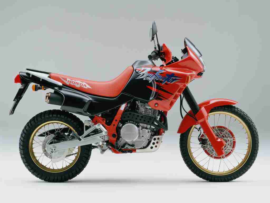 Honda готовится выпустить новые мотоциклы «NX» и «NX500»