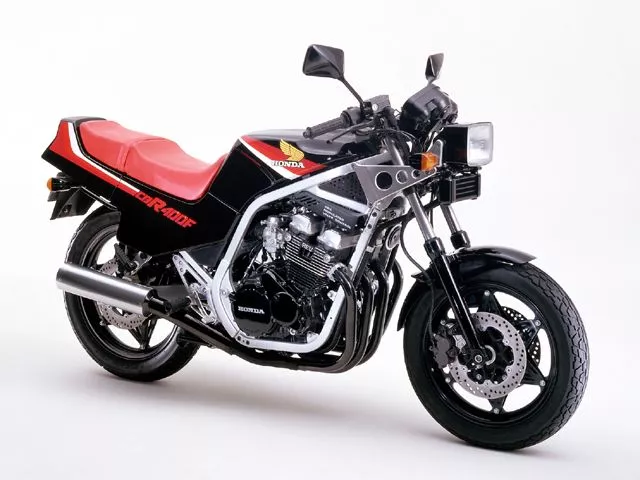 Характеристики мотоцикла Honda CBR400F 1984 г
