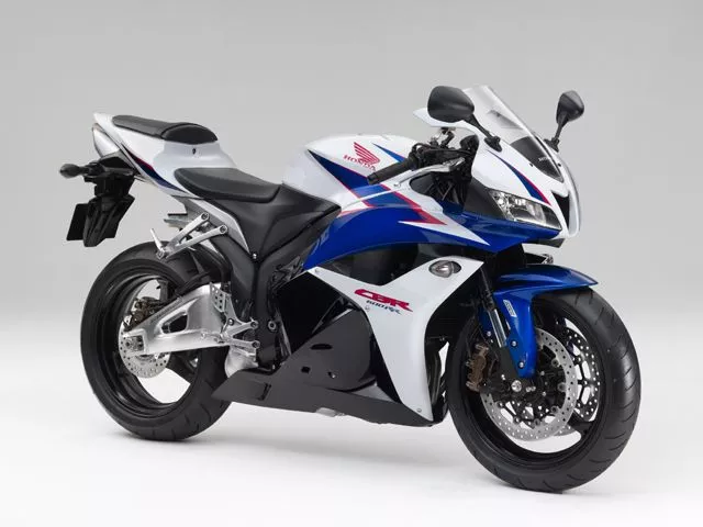 Характеристики мотоцикла Honda CBR600RR ABS 2010 г
