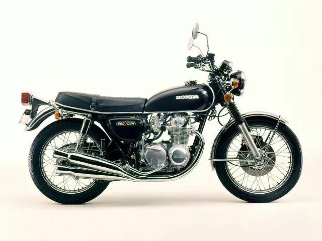 HONDA DREAM CB550 FOUR カタログ k-401 Характеристики мотоцикла Honda Dream CB550 Four 1974 г
