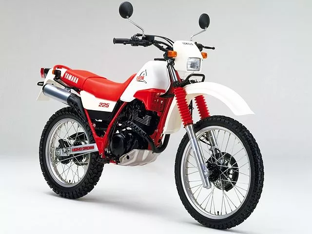 Характеристики мотоцикла YAMAHA Serow 225/W/WE