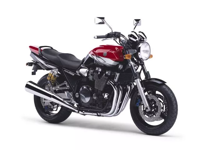Характеристики мотоцикла Yamaha XJR1300 2004 г