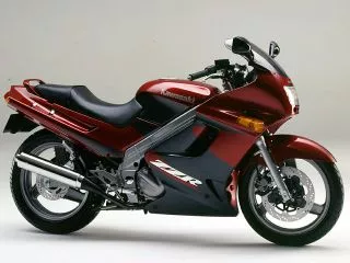 Характеристики мотоцикла Kawasaki ZZR250 2004 г