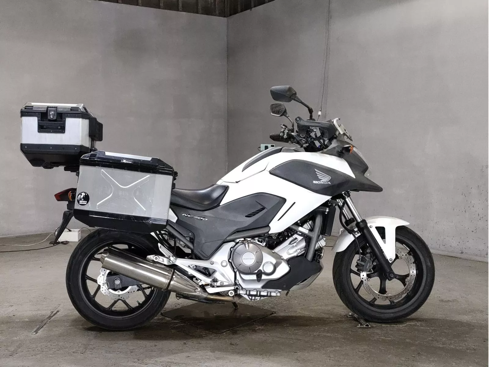 Honda турэндуро 750